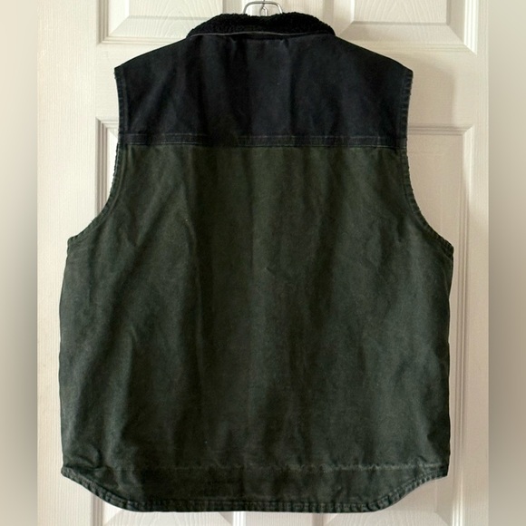 Carhartt Green and Black Vest - Picture 2 of 7